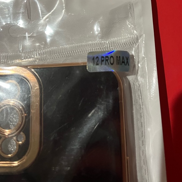 iPhone case 12 pro max - Picture 4 of 4